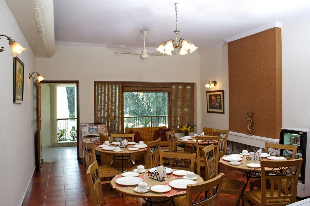Ahuja Residency Golf Links Hotel Új-Delhi Kültér fotó