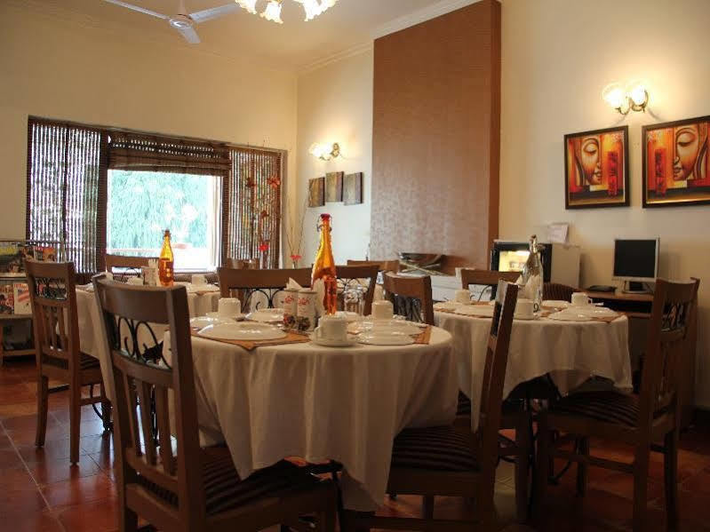Ahuja Residency Golf Links Hotel Új-Delhi Kültér fotó