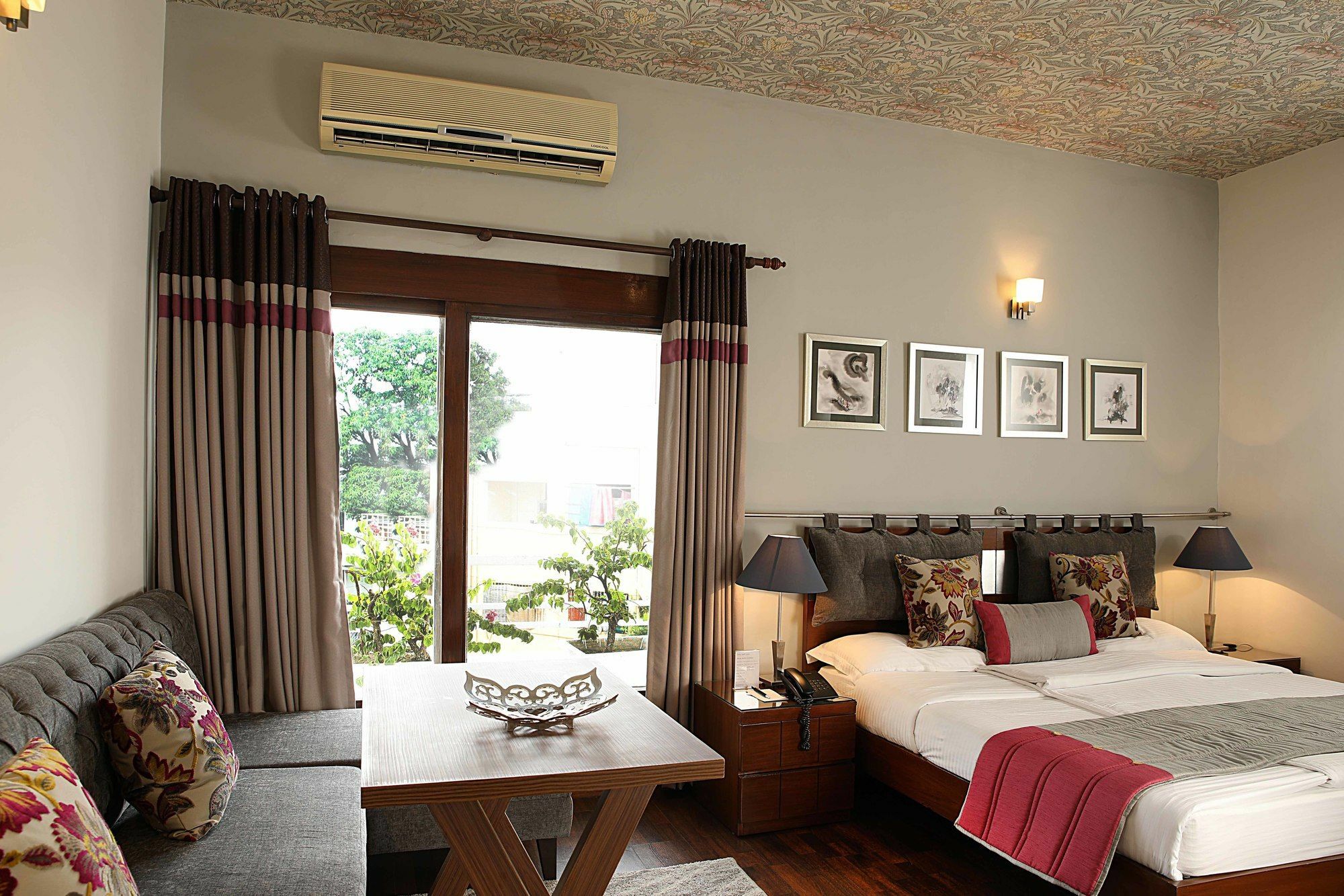 Ahuja Residency Golf Links Hotel Új-Delhi Kültér fotó