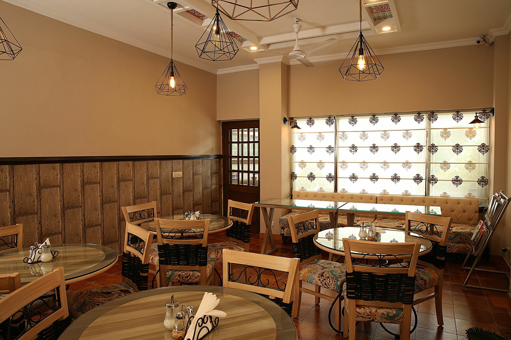 Ahuja Residency Golf Links Hotel Új-Delhi Kültér fotó